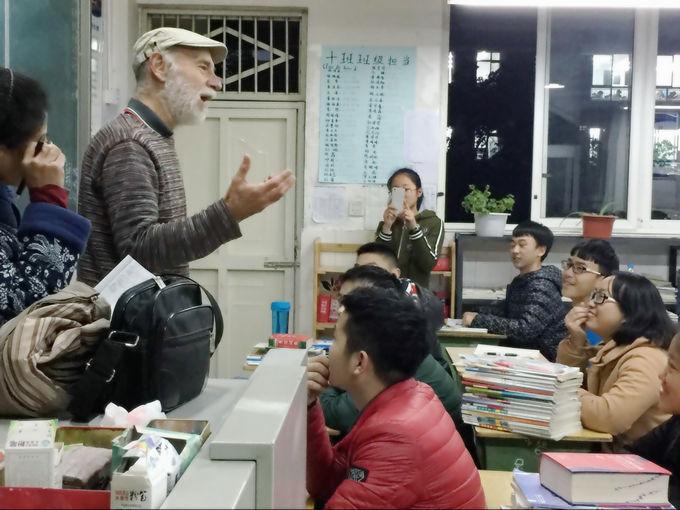 泸州外国语学校
