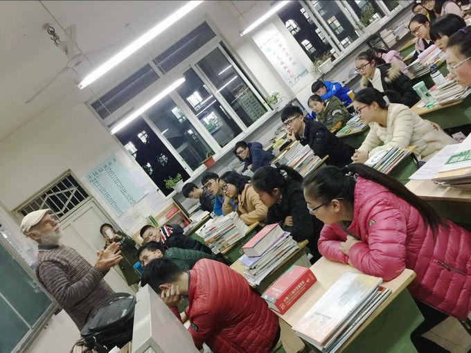 泸州外国语学校